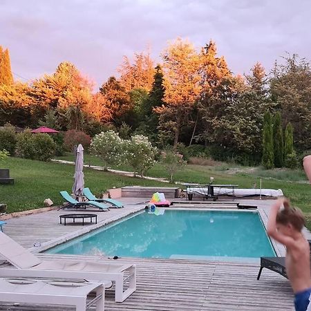 Chalet Bois Cosy Avec Piscine Aix Nature Aix-en-Provence Dış mekan fotoğraf