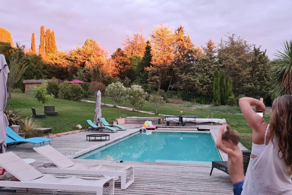 Chalet Bois Cosy Avec Piscine Aix Nature Aix-en-Provence Dış mekan fotoğraf
